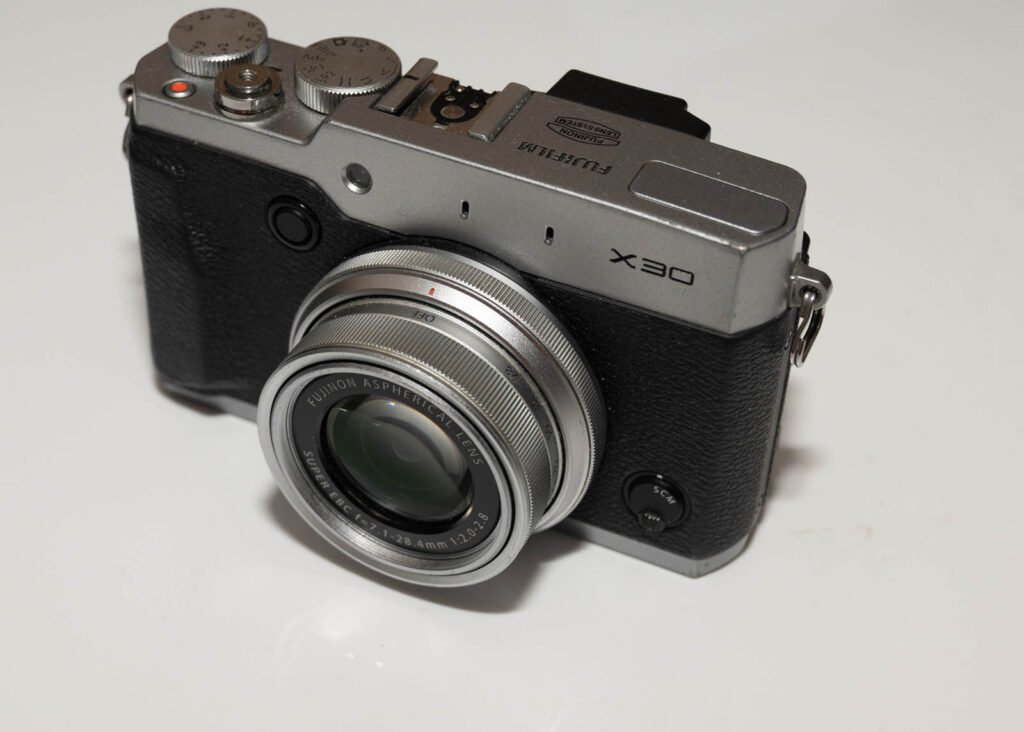 Fujifilm X30